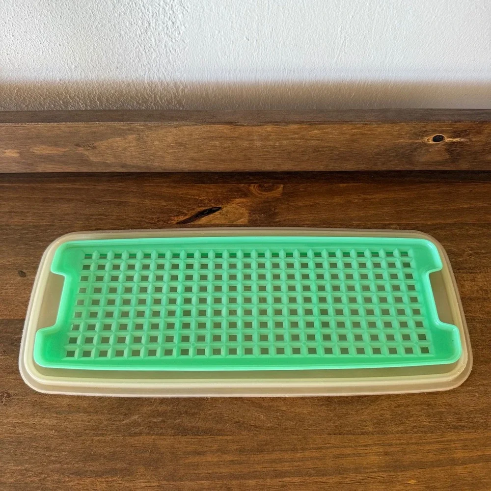 2pc Vintage Tupperware Replacement Lid 1363 & Green Strainer Insert 1364